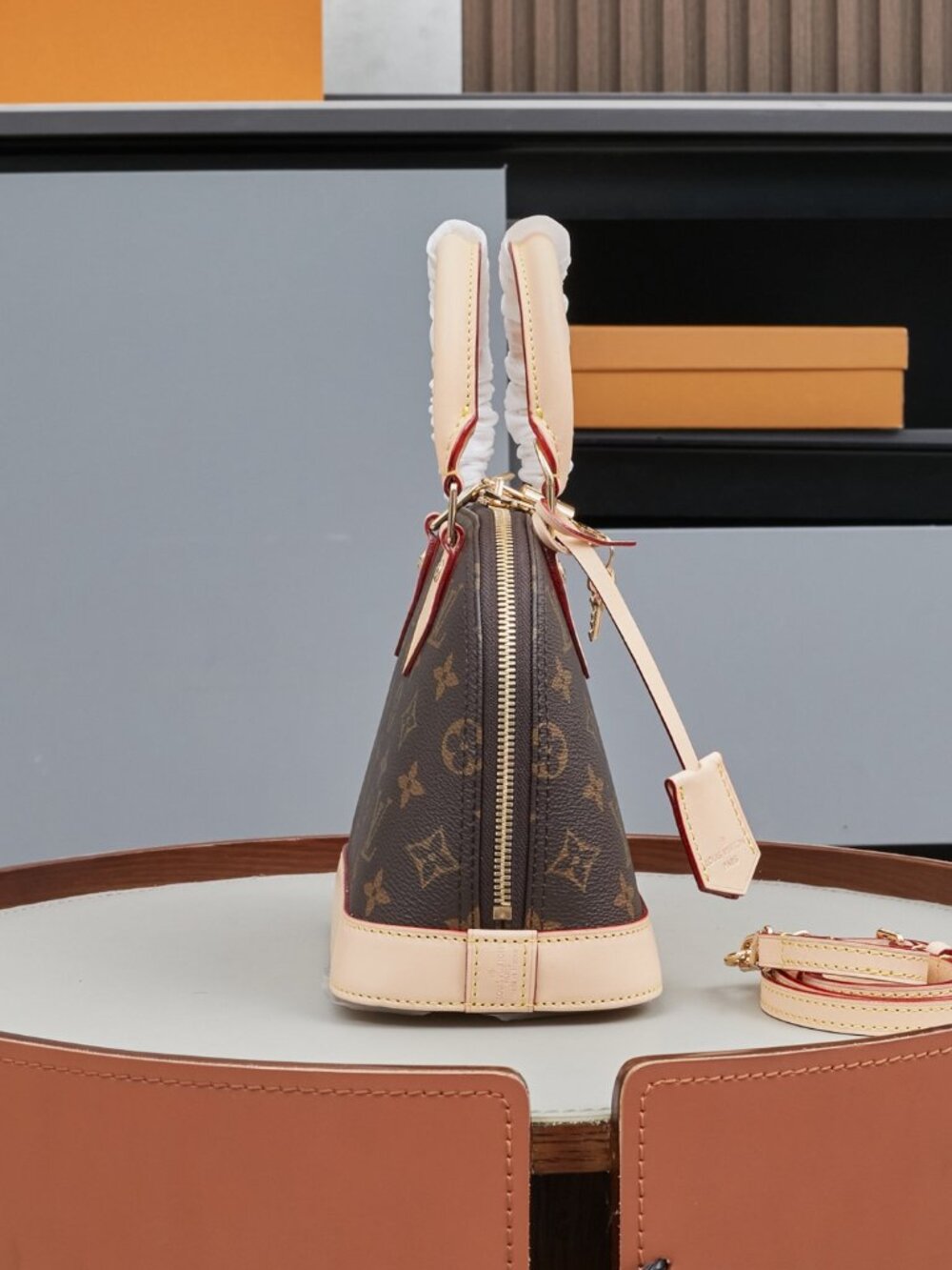 🍷Louis Vuitton Alma BB Mini Shoulder Bag - Picture 2 of 9
